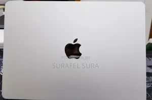 New Laptop Apple MacBook Air 2022 M2 8GB Apple M2 SSD 256GB