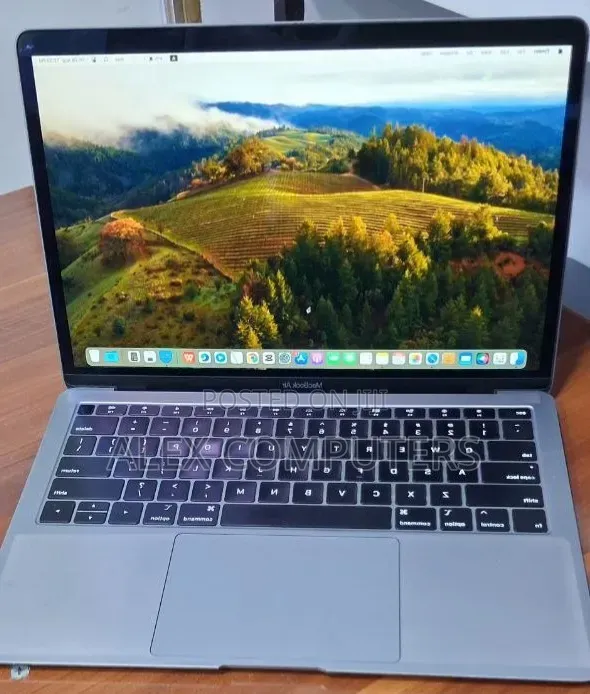 New Laptop Apple MacBook Air 2019 8GB Intel Core i5 SSD 128GB