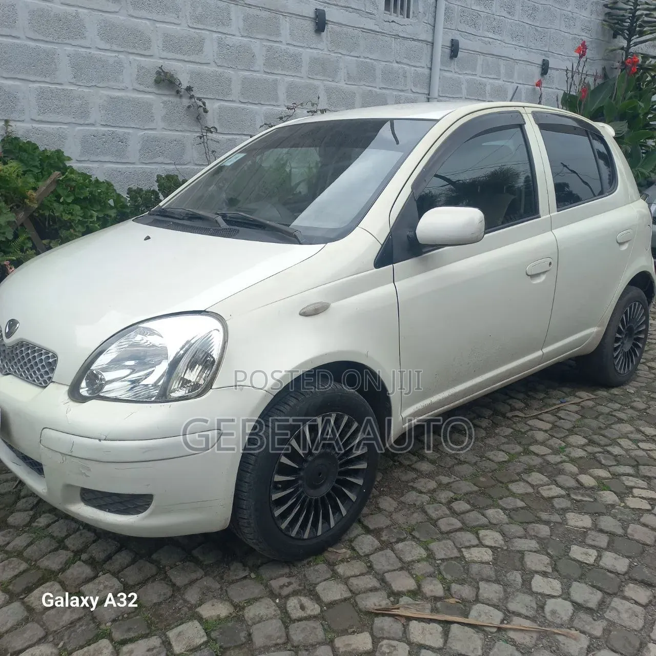 Toyota Vitz 2004