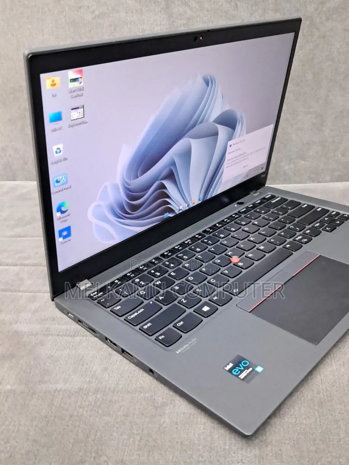 New Laptop Lenovo ThinkPad T14 16GB Intel Core i5 SSD 512GB