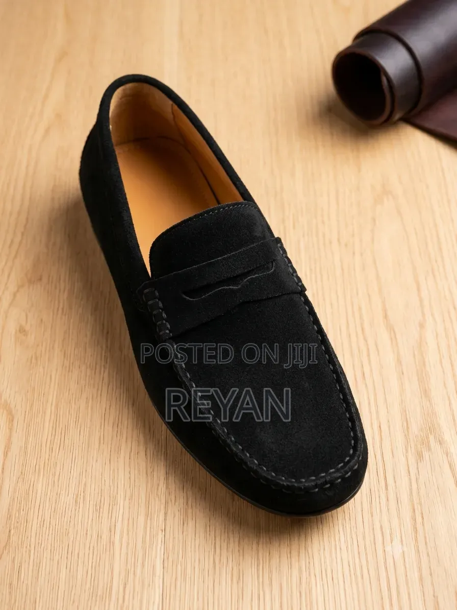 SHOES👞 Classic Men's Suede Penny Loafers – Timeless Style & Comfort