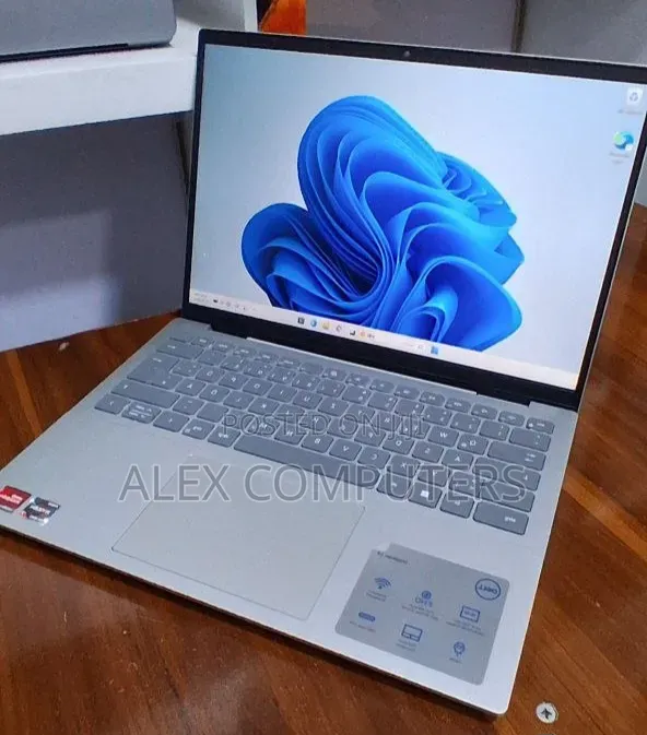 New Laptop Dell Inspiron 15 16GB AMD Ryzen 7 SSD 1T