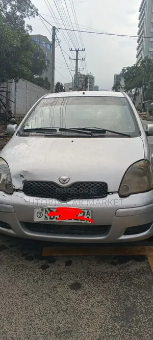 Toyota Vitz 2002