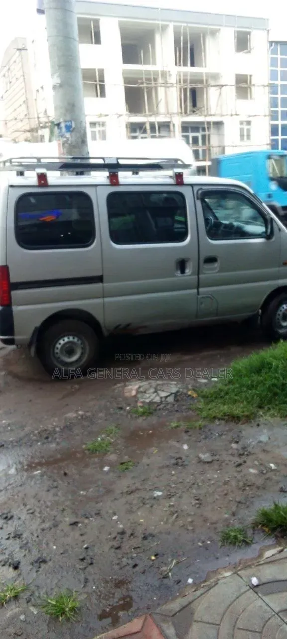 Suzuki Every 2024