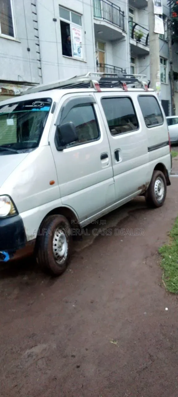 Suzuki Every 2024