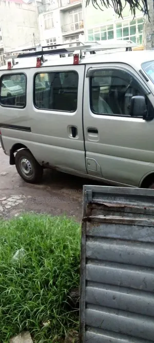 Suzuki Every 2024