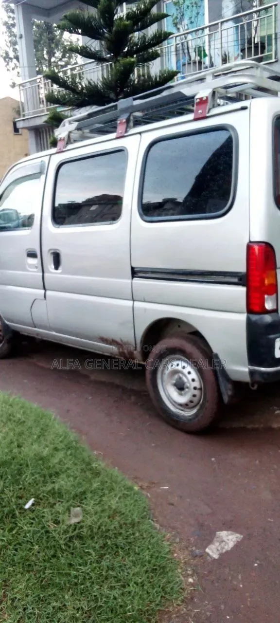 Suzuki Every 2024