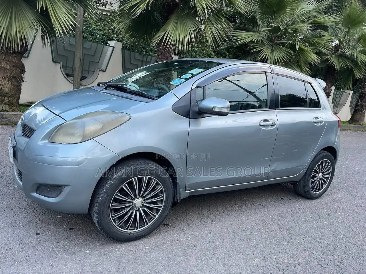 Toyota Yaris 2010 Gray