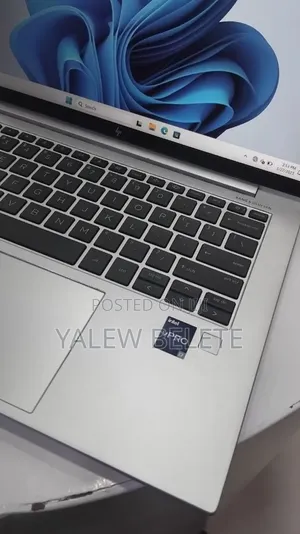 New Laptop HP EliteBook 840 G10 16GB Intel Core i7 SSD 512GB