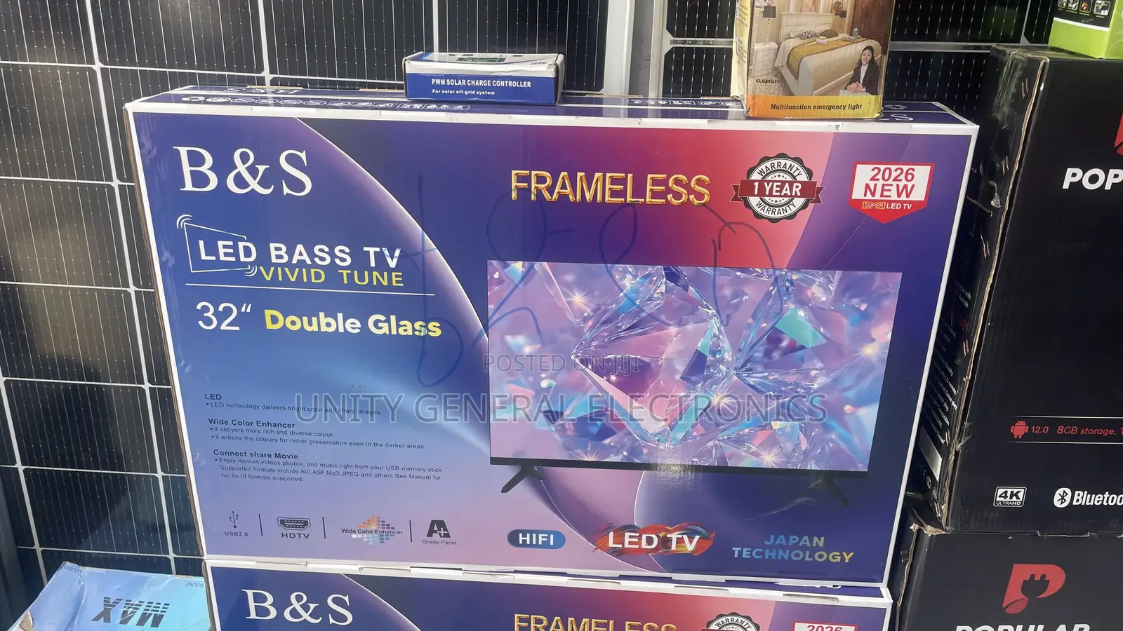 B&S TV 32”