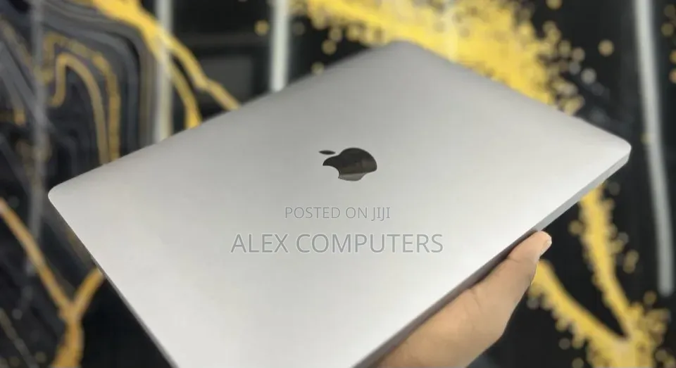 New Laptop Apple MacBook Air 2020 M1 16GB Apple M1 SSD 256GB