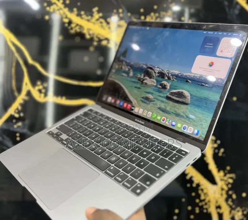 New Laptop Apple MacBook Air 2020 M1 16GB Apple M1 SSD 256GB