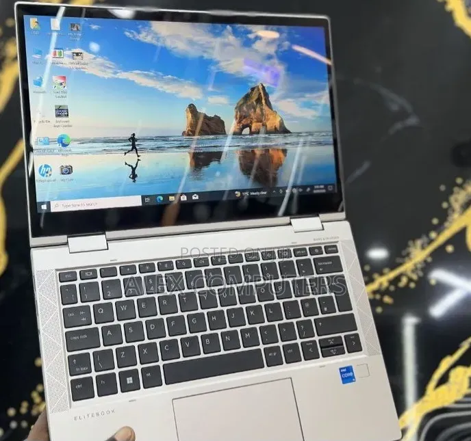 New Laptop HP EliteBook 830 G8 16GB Intel Core i5 SSD 512GB