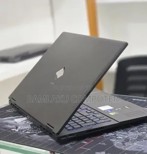 New Laptop HP Omen 16 16GB Intel Core i7 SSD 512GB