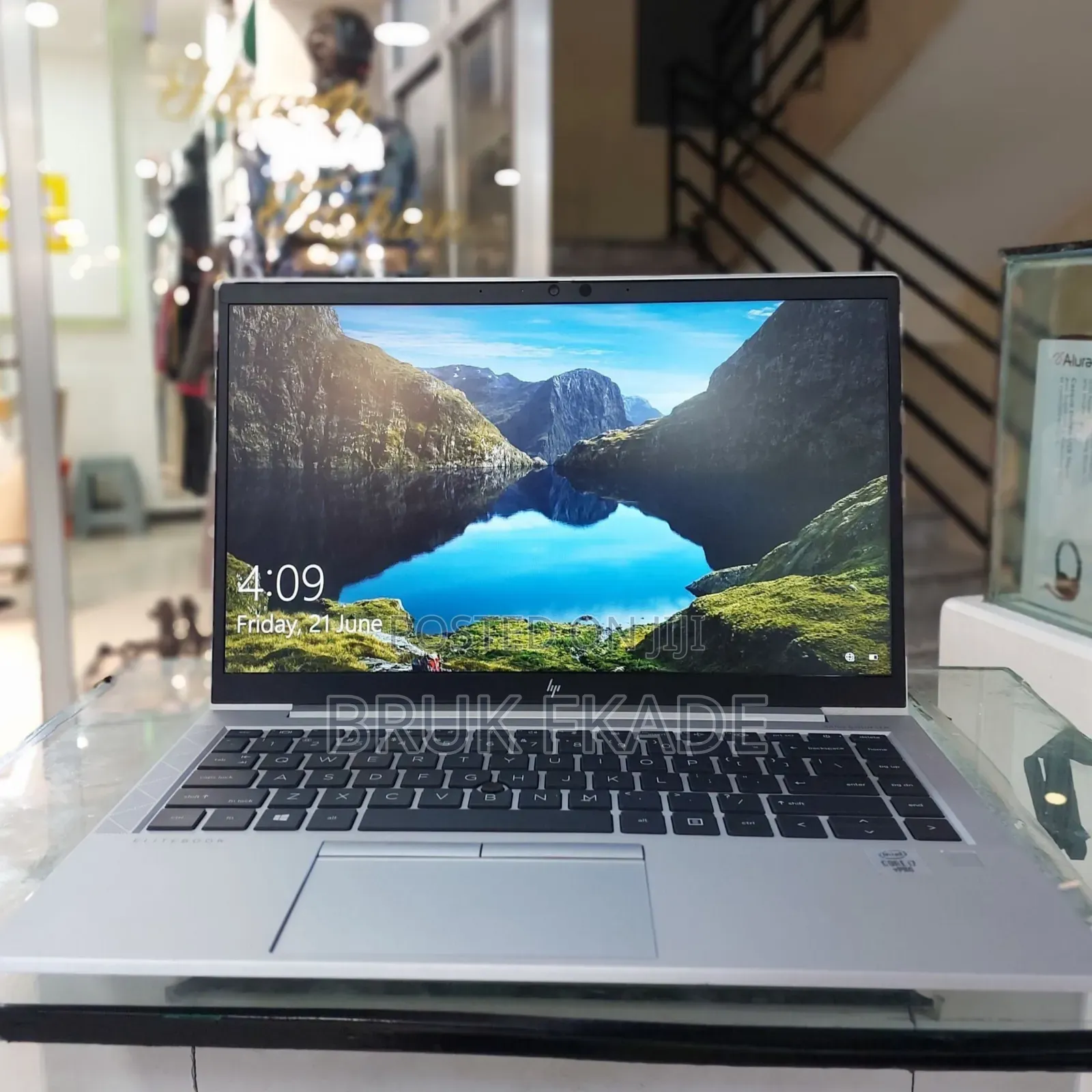New Laptop HP EliteBook 830 G7 16GB Intel Core i7 SSD 512GB
