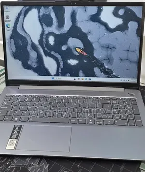 New Laptop Lenovo Ideapad 3 8GB Intel Core i5 SSD 512GB