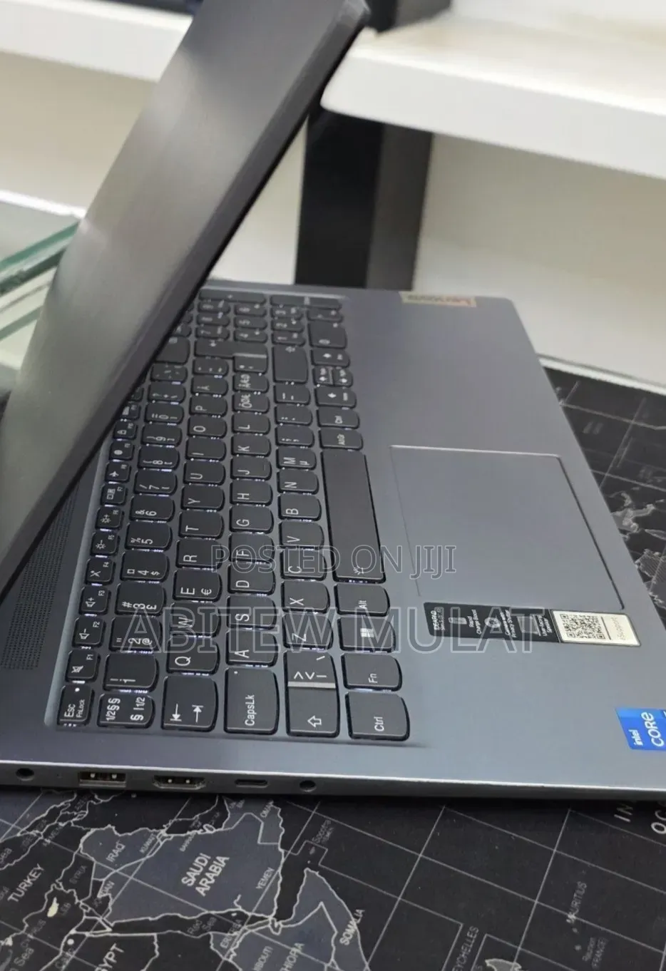 New Laptop Lenovo Ideapad 3 8GB Intel Core i5 SSD 512GB