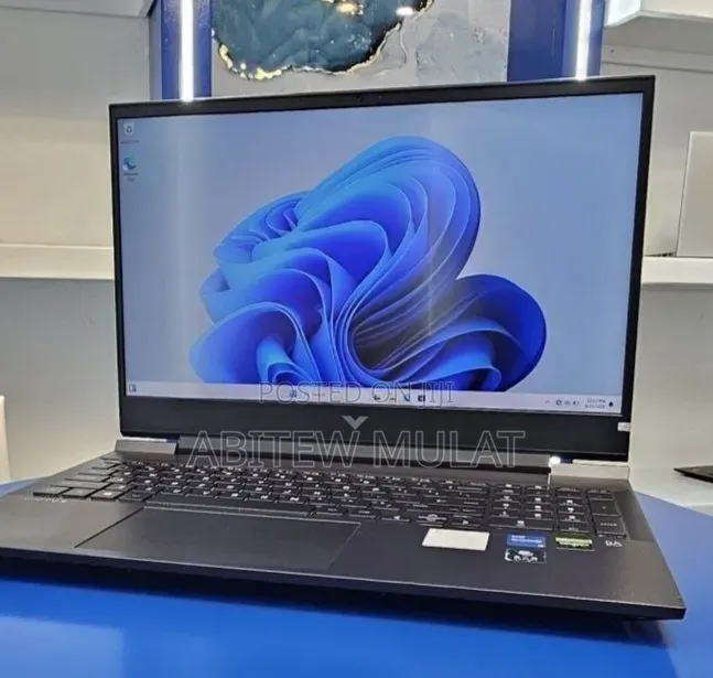 New Laptop HP Victus 16 16GB Intel Core i5 SSD 512GB