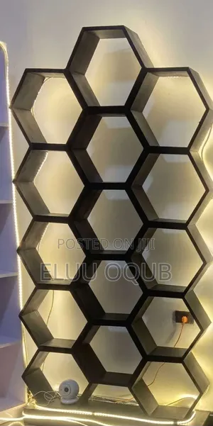 Shelf for Display Usedb
