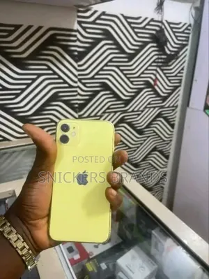 Apple iPhone 11 64 GB Yellow