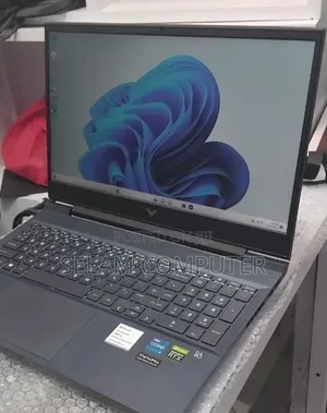 New Laptop HP Victus 16 16GB Intel Core i7 SSD 512GB