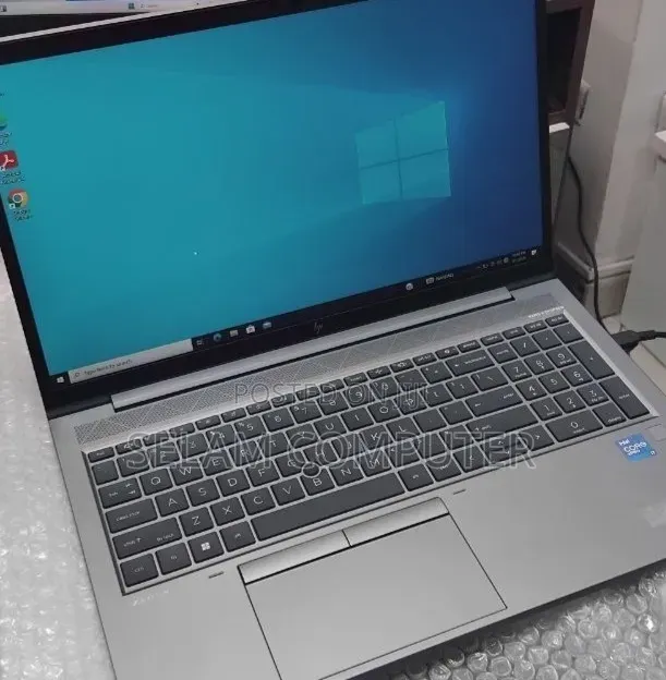 New Laptop HP ZBook 15u G4 16GB Intel Core i7 SSD 512GB