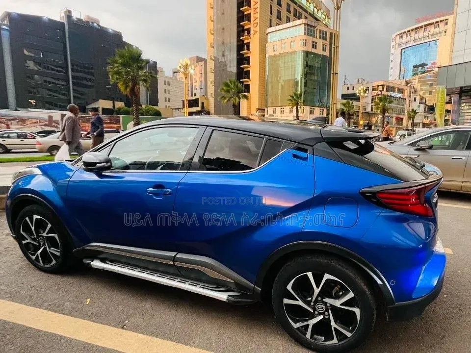 Toyota C-HR 2021 Beige