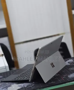 New Laptop Microsoft Surface Pro 7+ 16GB Intel Core i5 SSD 256GB