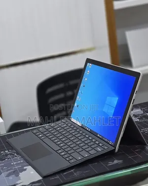 New Laptop Microsoft Surface Pro 7+ 16GB Intel Core i5 SSD 256GB