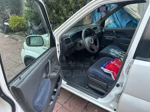 Suzuki Kei 2000 Off white