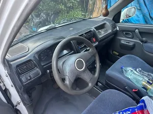 Suzuki Kei 2000 Off white