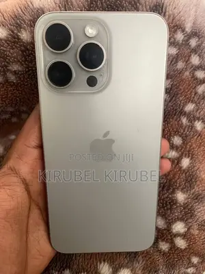 Apple iPhone 15 Pro Max 256 GB