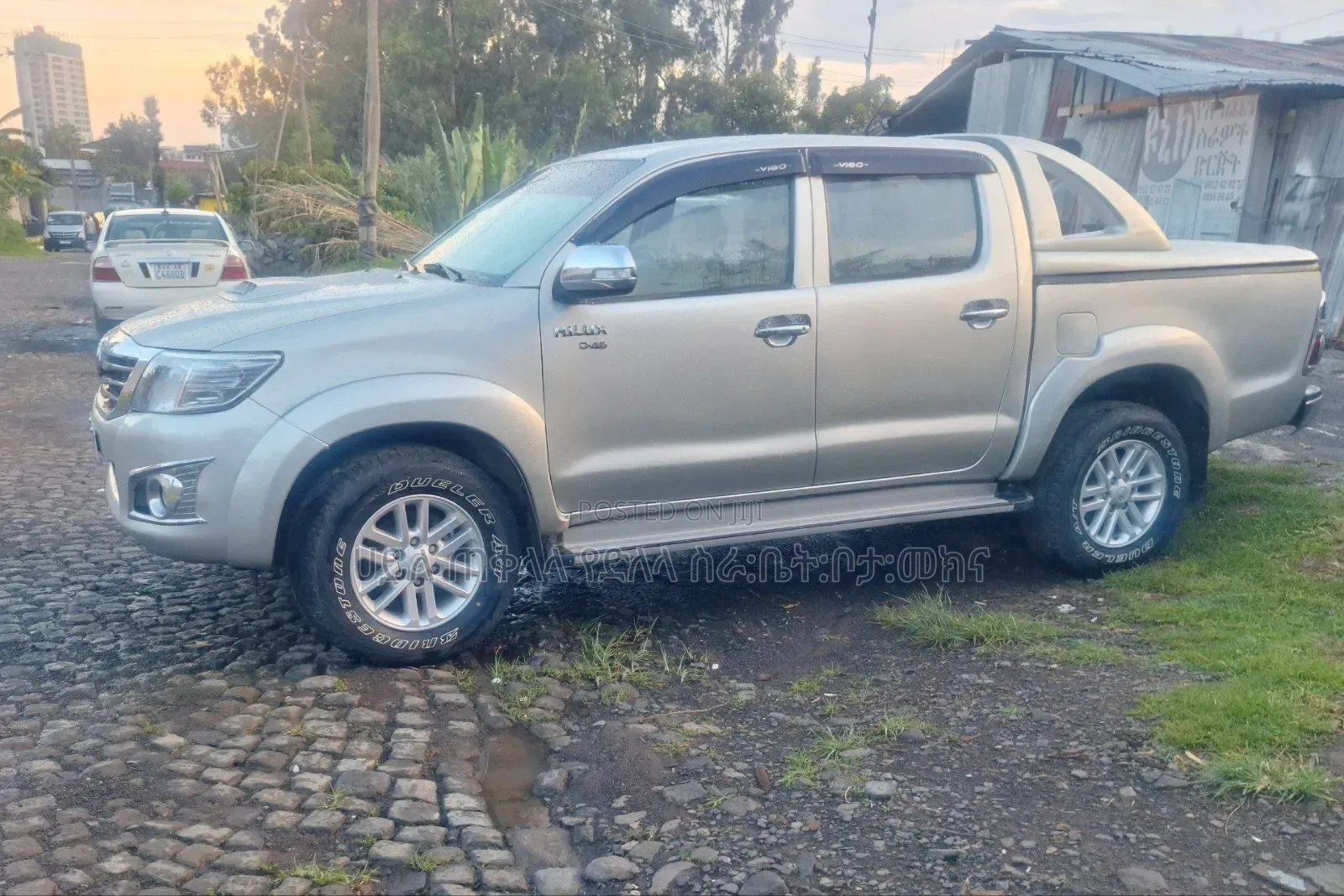 Toyota Hilux 2014 Purple