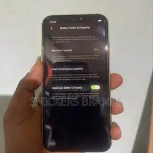Apple iPhone 11 64 GB Yellow