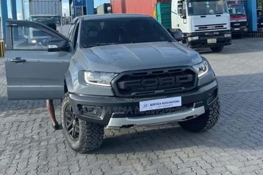Ford Ranger Wildtrak 2023 Gray