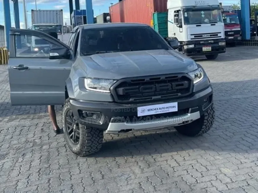 Ford Ranger Wildtrak 2023 Gray