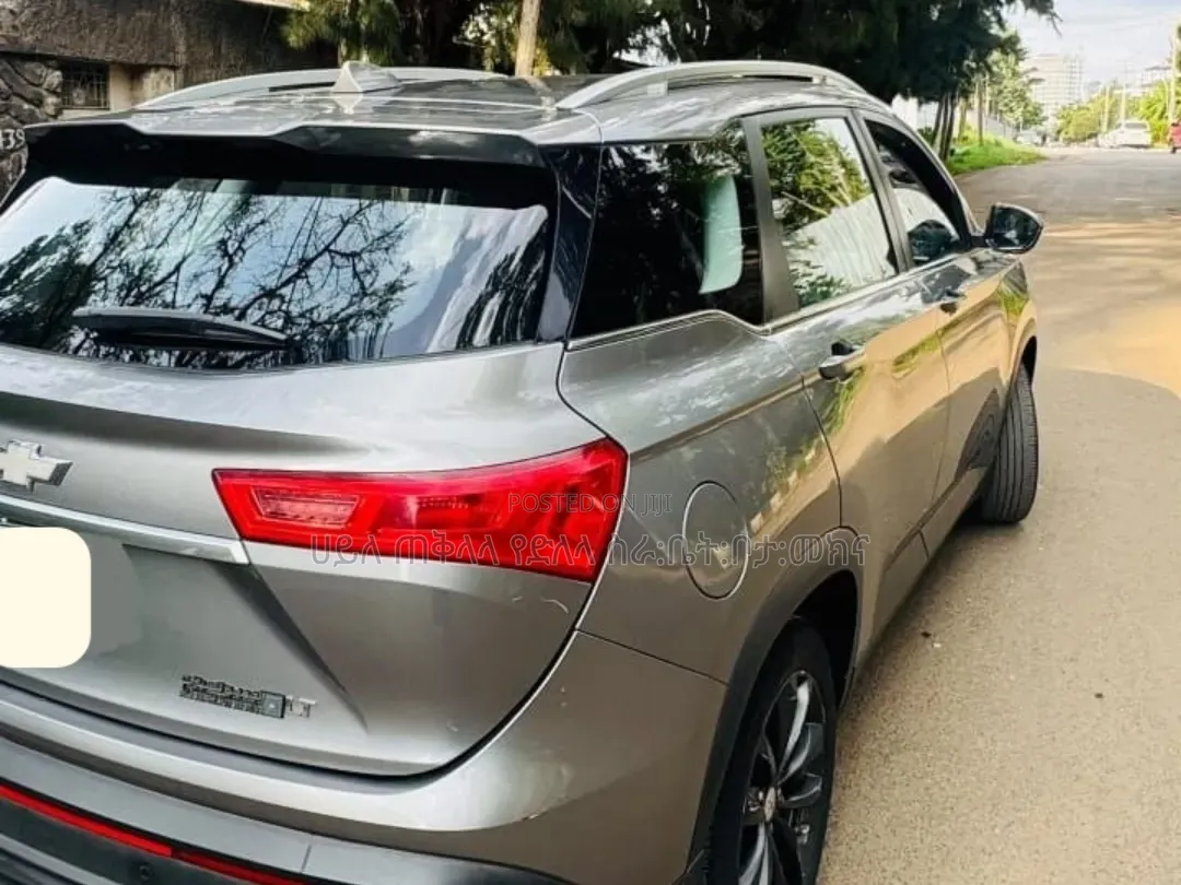 Chevrolet Captiva 2022 Teal
