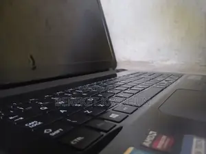 Laptop Toshiba Satellite C55 6GB Intel Core i3 HDD 1T