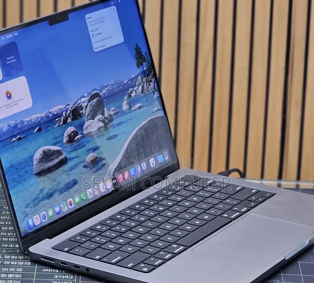 New Laptop Apple MacBook Pro 2021 M1 16GB Apple M1 SSD 512GB