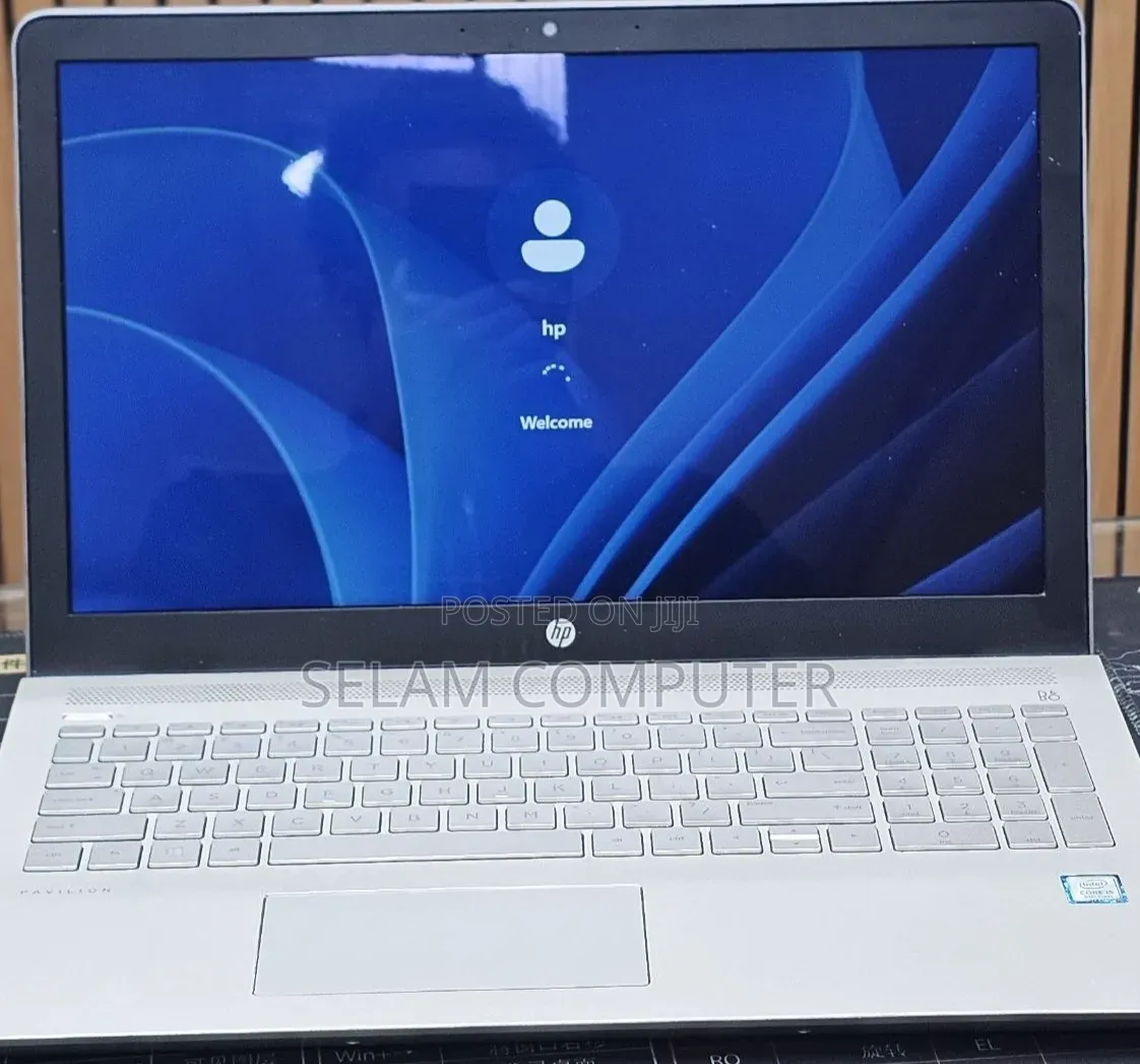 New Laptop HP Pavilion 15 8GB Intel Core i5 SSD 1T