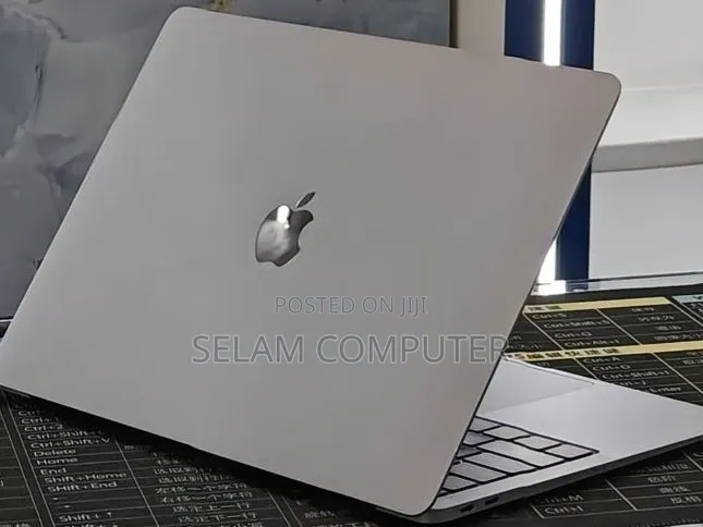 New Laptop Apple MacBook Air 2020 M1 16GB Apple M1 SSD 1T