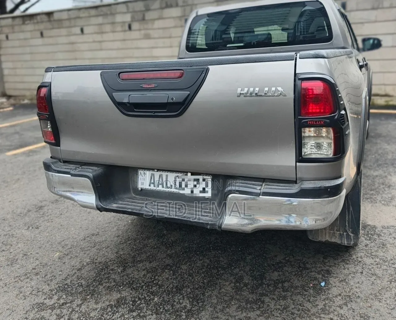 Toyota Hilux 2020 Gray