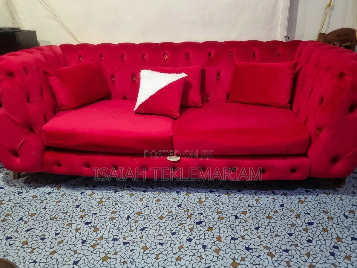 Chesterfield Luxury Sofa