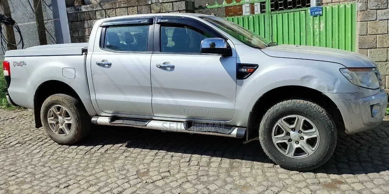 Ford Ranger Wildtrak 2014 Silver