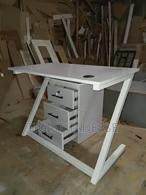 Modern Computer Table With Metal Legs & Movable Drawer