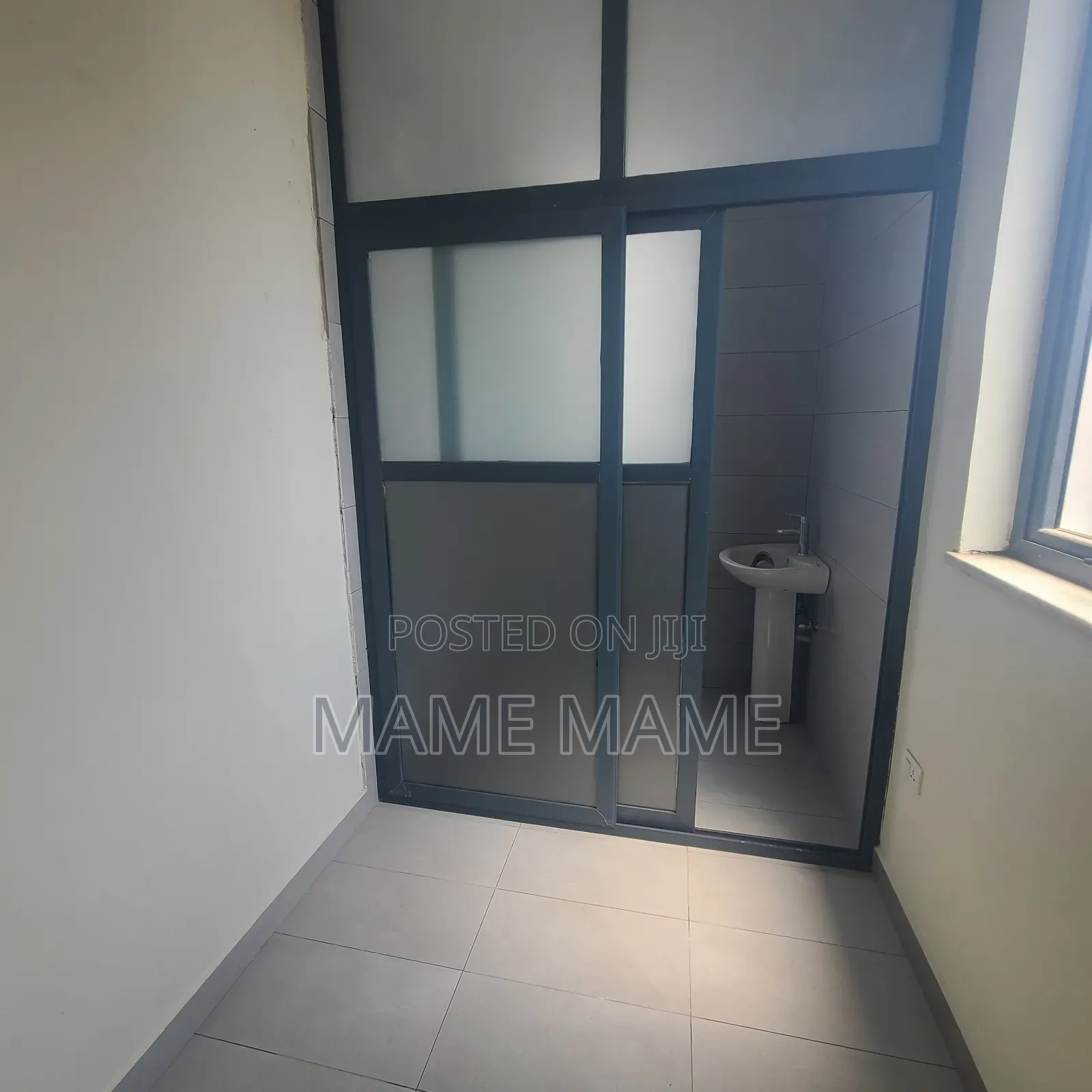 3bdrm Apartment in Addis Abeba, Bole for rent