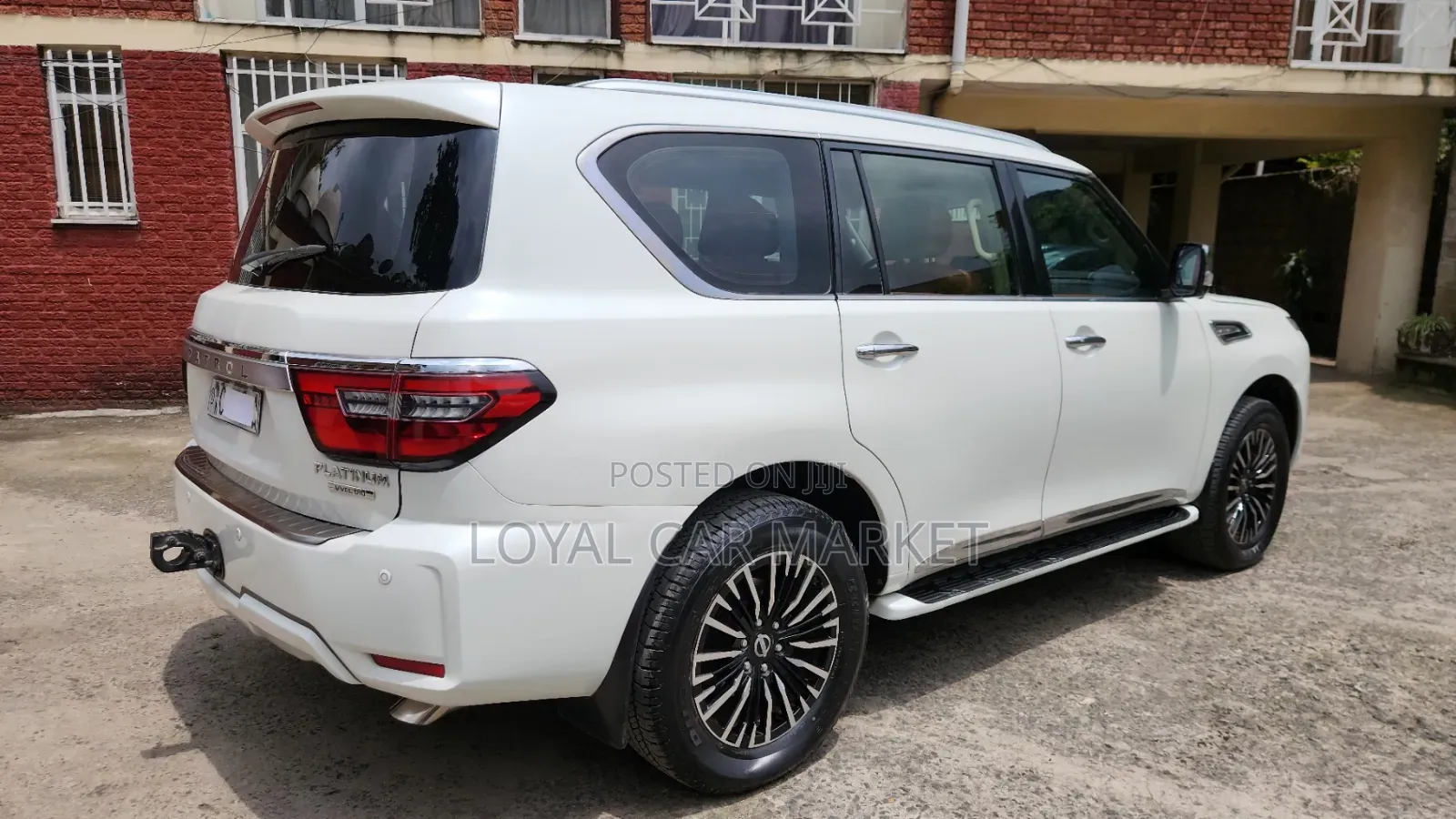 Nissan Patrol 2016 White