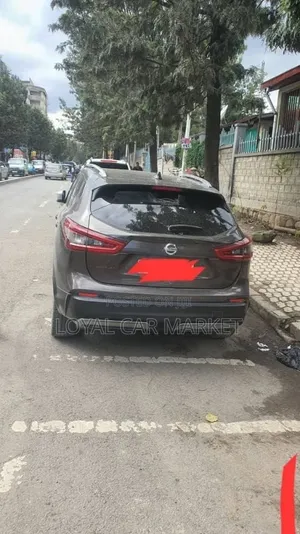 Nissan Qashqai 2018 Brown