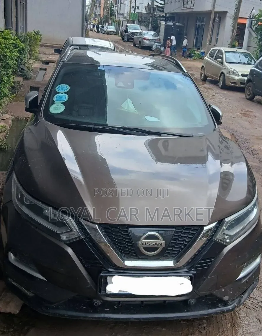 Nissan Qashqai 2018 Brown