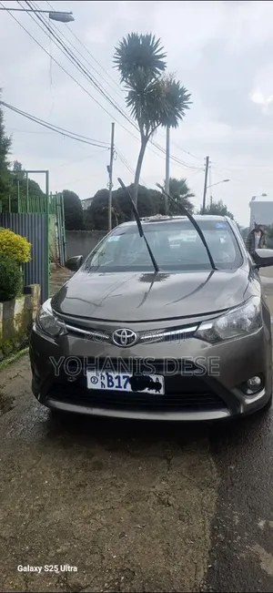 Toyota Yaris 2015